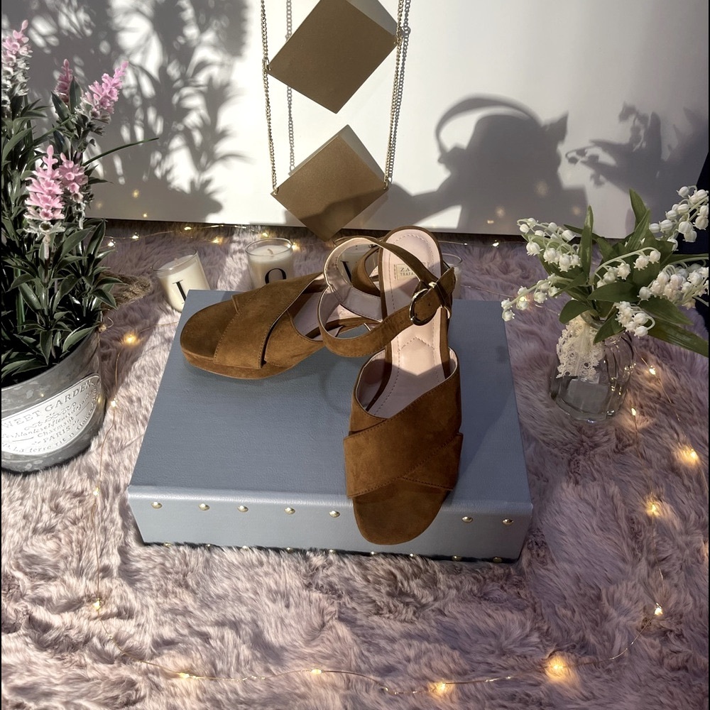Platform heels